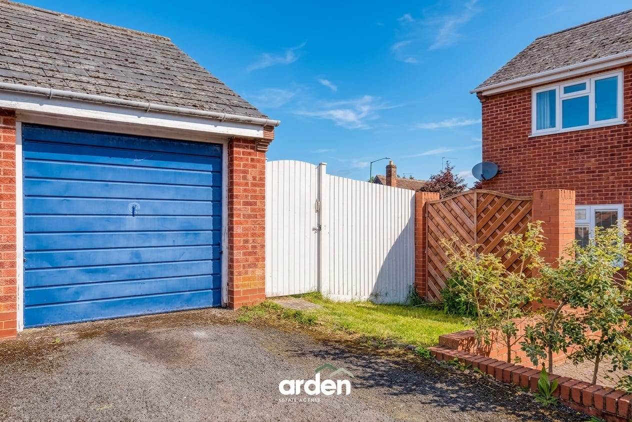 Manor Mews, Studley, Studley, B80 7PR
